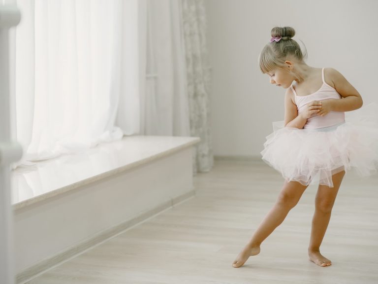 Cours d'éveil corporel et eveil à la danse mulhouse